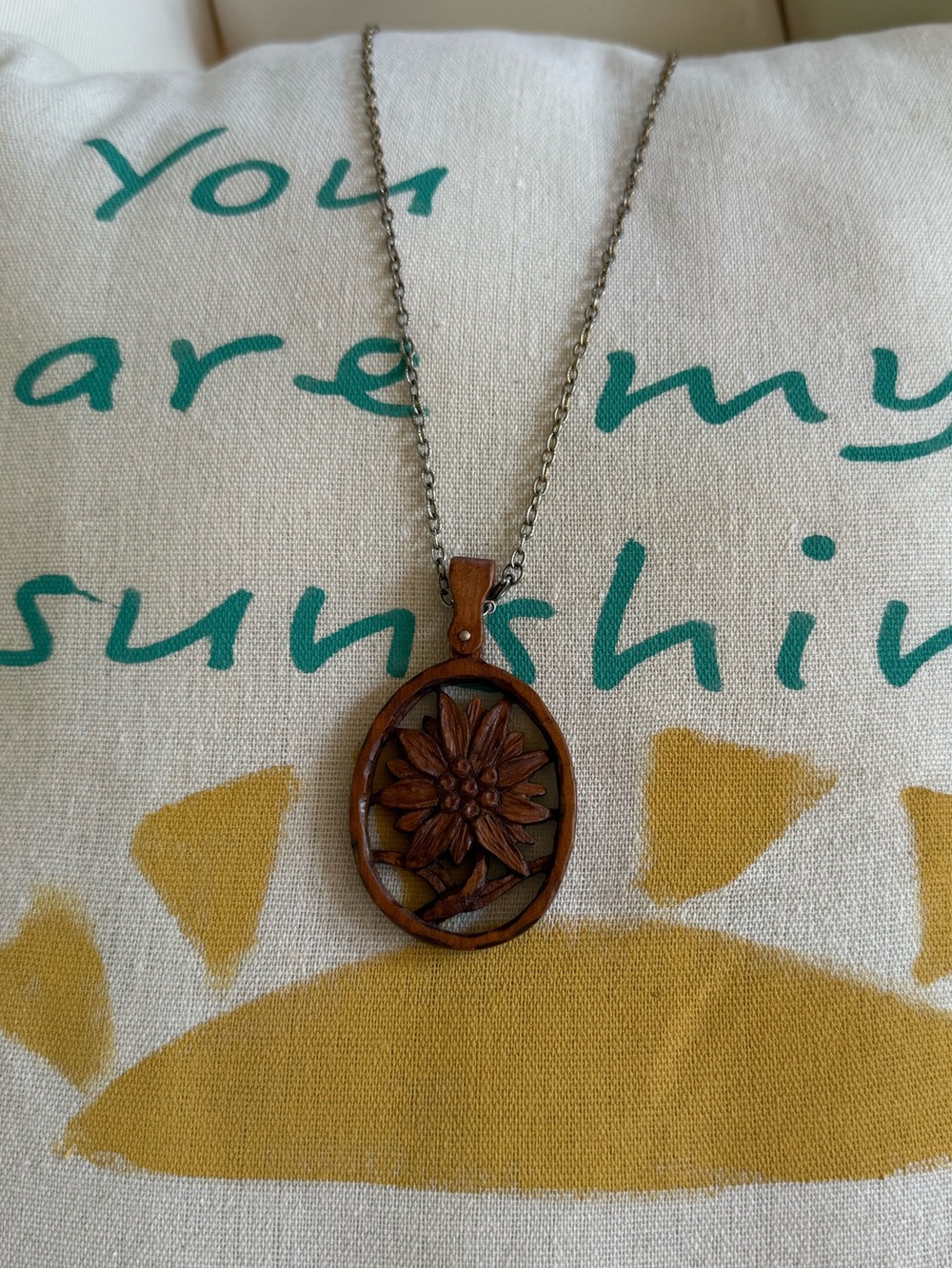 Vintage Brown Floral Carved Wood Pendant Necklace